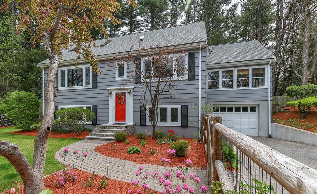 154 Spring Street Medfield, MA 02052 - Photo 2 of 38 Gallery Image 2