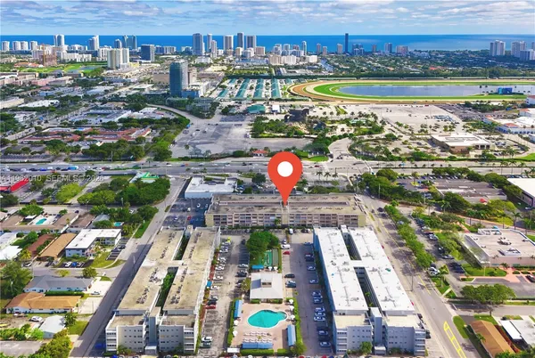 $1,795 | 410 Southeast 2nd Street, Unit 111, Hallandale Beach, FL 33009