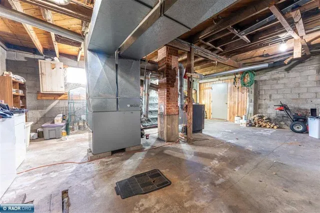 $199,900 | 9141 Burghardt Road, Angora, MN 55703