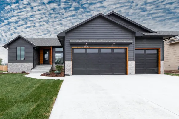 $370,747 | 2614 East 48th Street North, Wichita, KS 67219