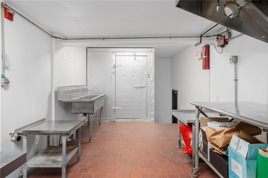 1152 Main Street Coventry, RI 02816 - Photo 35 of 48