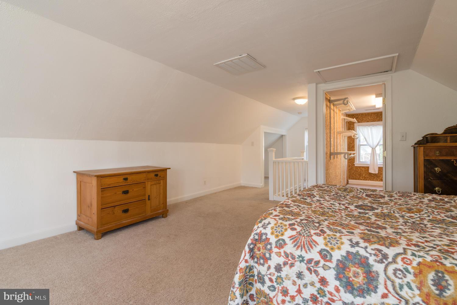 2001 Belfield Road Alexandria, VA 22307 - Photo 22 of 30 Bedroom (Master)