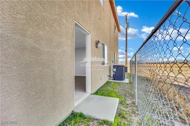 $1,500 | 200 Mount Charleston Drive, Unit 3, Pahrump, NV 89048