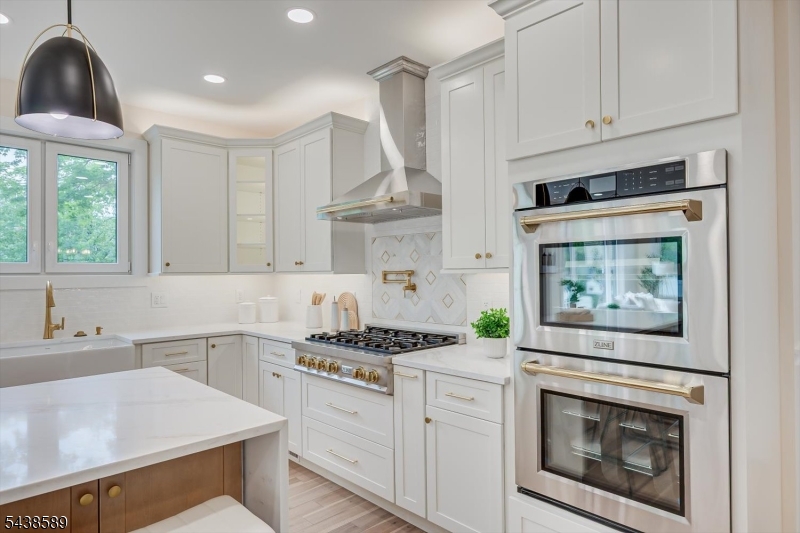 54 Nevsky Street Edison, NJ 08820 - Photo 36 of 47