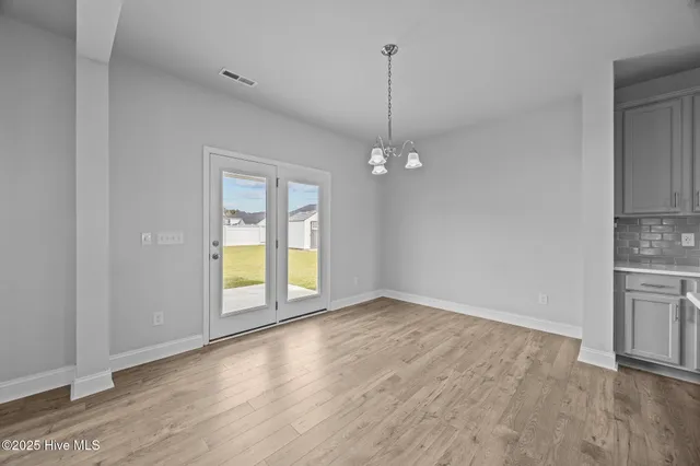 $519,900 | 260 East Red Head Circle, Sneads Ferry, NC 28460