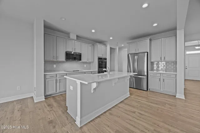 $519,900 | 260 East Red Head Circle, Sneads Ferry, NC 28460