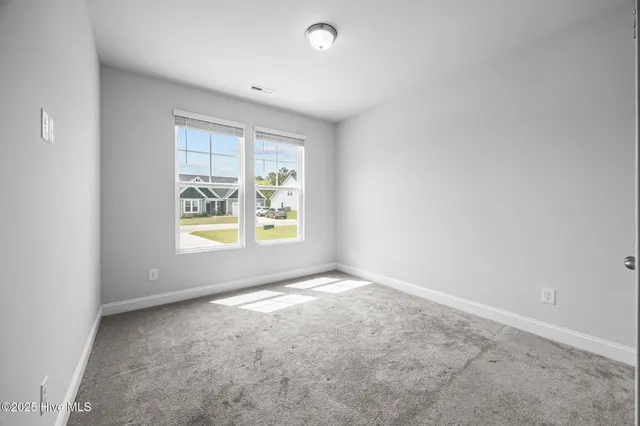 $519,900 | 260 East Red Head Circle, Sneads Ferry, NC 28460