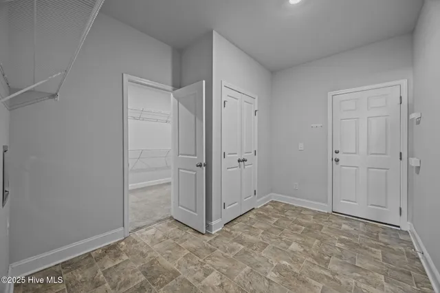 $519,900 | 260 East Red Head Circle, Sneads Ferry, NC 28460