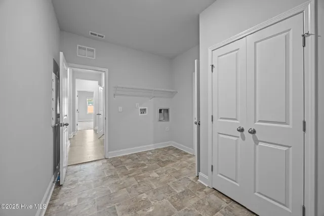 $519,900 | 260 East Red Head Circle, Sneads Ferry, NC 28460