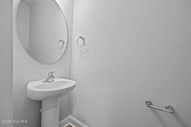 $519,900 | 260 East Red Head Circle, Sneads Ferry, NC 28460