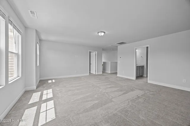 $519,900 | 260 East Red Head Circle, Sneads Ferry, NC 28460