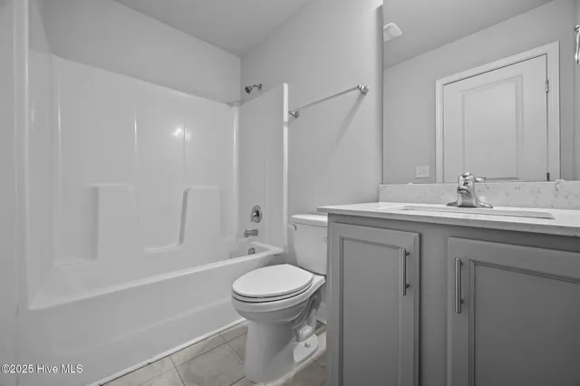 $519,900 | 260 East Red Head Circle, Sneads Ferry, NC 28460