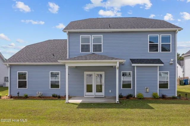 $519,900 | 260 East Red Head Circle, Sneads Ferry, NC 28460