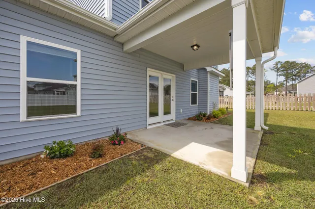 $519,900 | 260 East Red Head Circle, Sneads Ferry, NC 28460