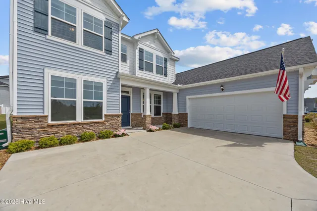 $519,900 | 260 East Red Head Circle, Sneads Ferry, NC 28460