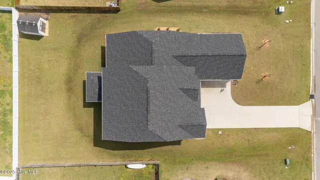 $519,900 | 260 East Red Head Circle, Sneads Ferry, NC 28460