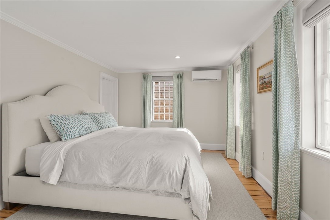 30 Thames Street Newport, RI 02840 - Photo 23 of 47