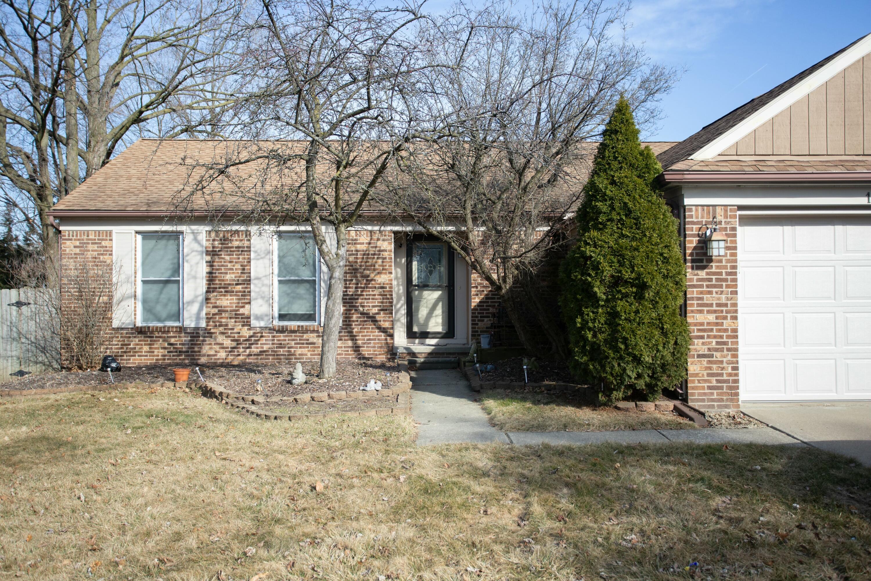 11220 Stark Road Livonia, MI 48150 - Photo 2 of 20 tempImagegzUvJq