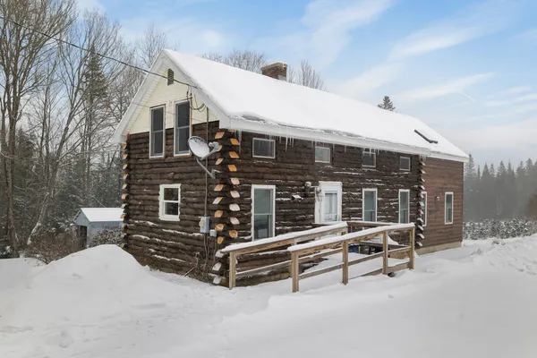 $285,000 | 333 Chamberlain Road, Canaan, VT 05903