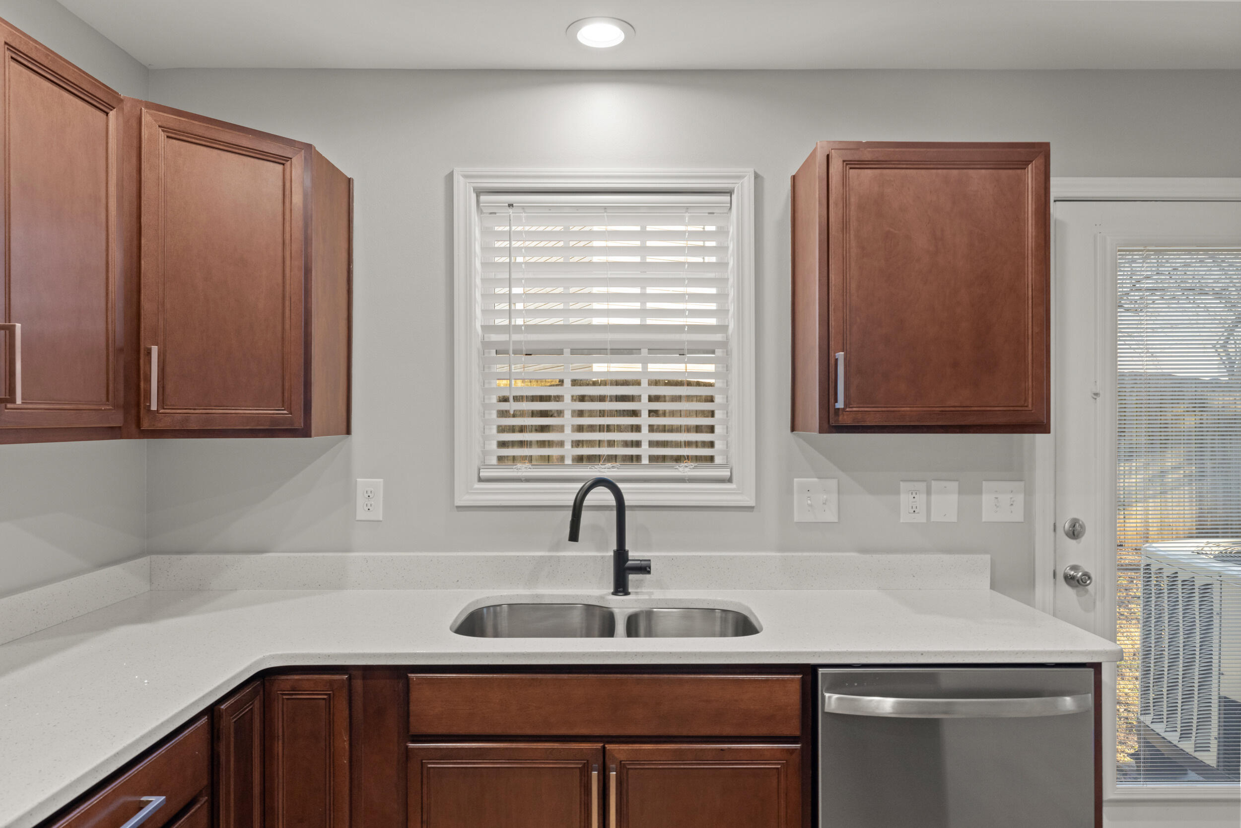 237 Shell Court Lexington, KY 40511 - Photo 11 of 24 1h4a1463