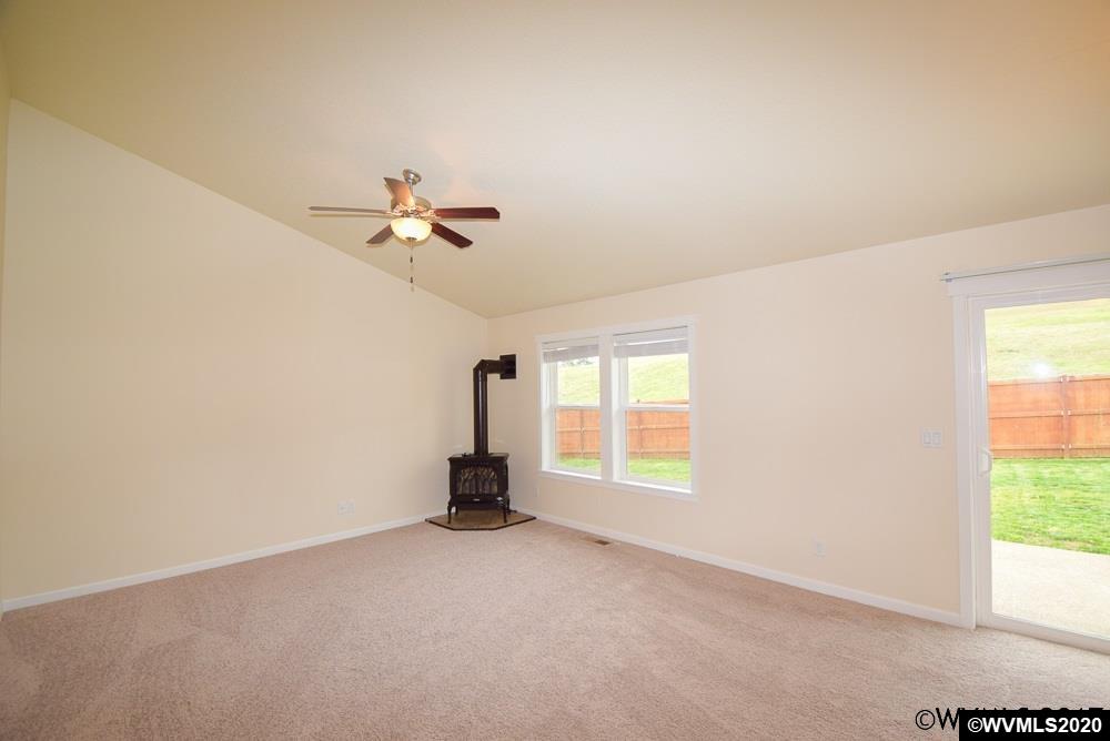 5707 Delaney Road Southeast Turner, OR 97392 - Photo 6 of 24
