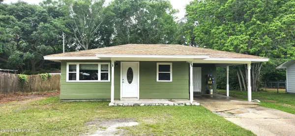 $1,475 | 246 Woodland Circle, Ocean Springs, MS 39564