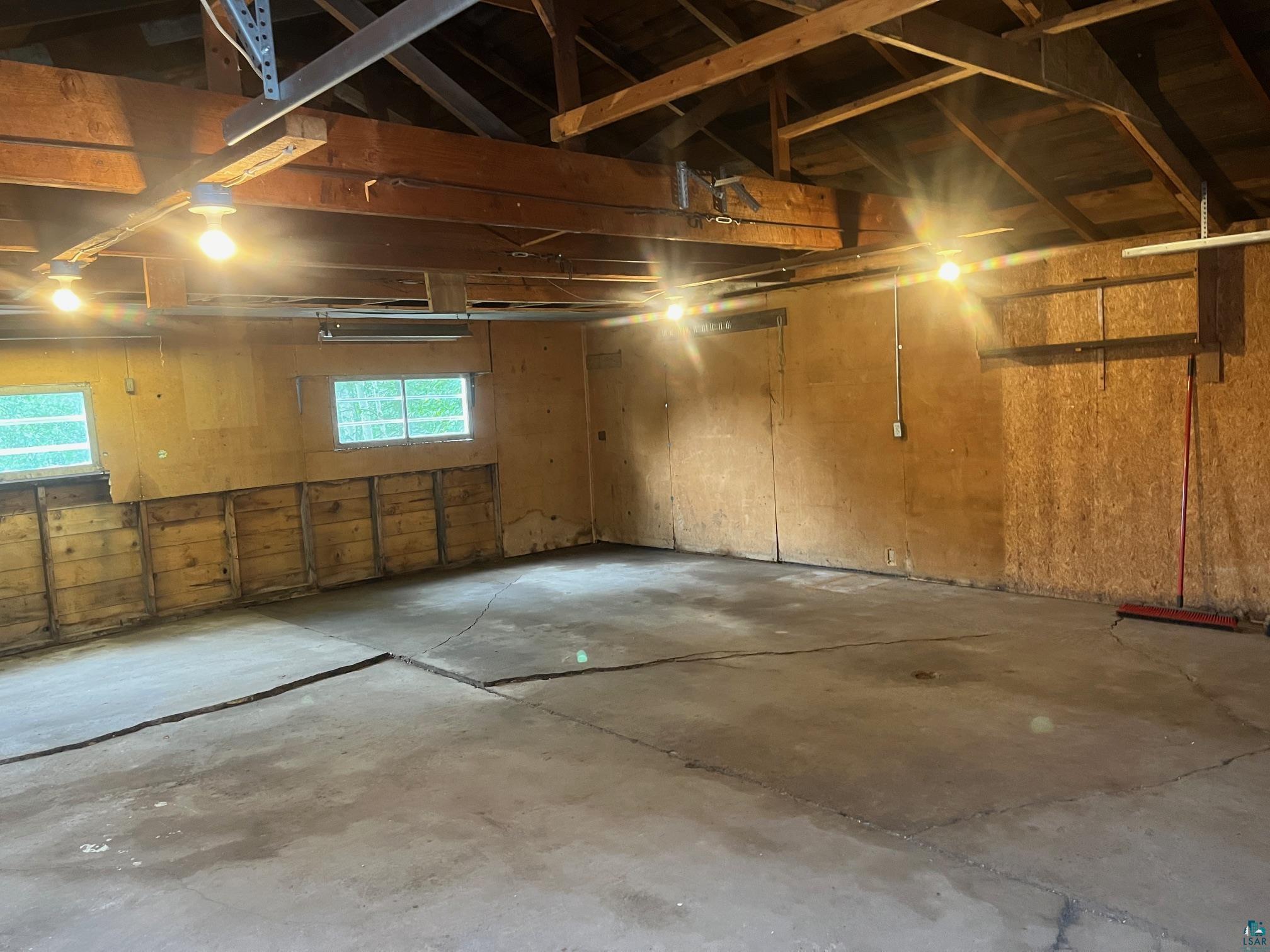 2025 Anderson Road Duluth, MN 55811 - Photo 15 of 19 View of garage