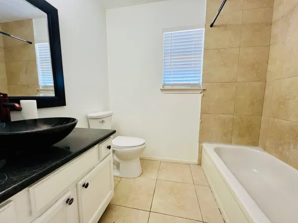 $1,900 | 11714 Spring Grove Drive, Houston, TX 77099