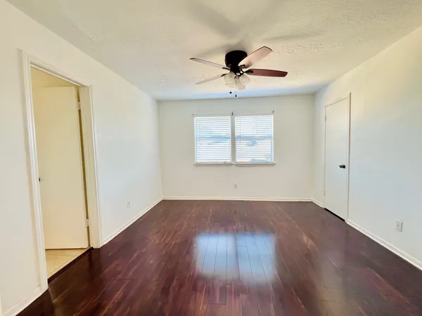 $1,900 | 11714 Spring Grove Drive, Houston, TX 77099