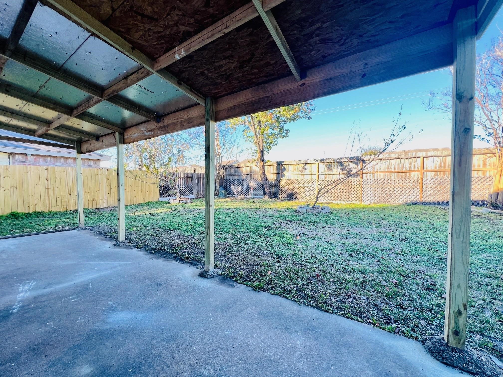 11714 Spring Grove Drive Houston, TX 77099 - Photo 6 of 25