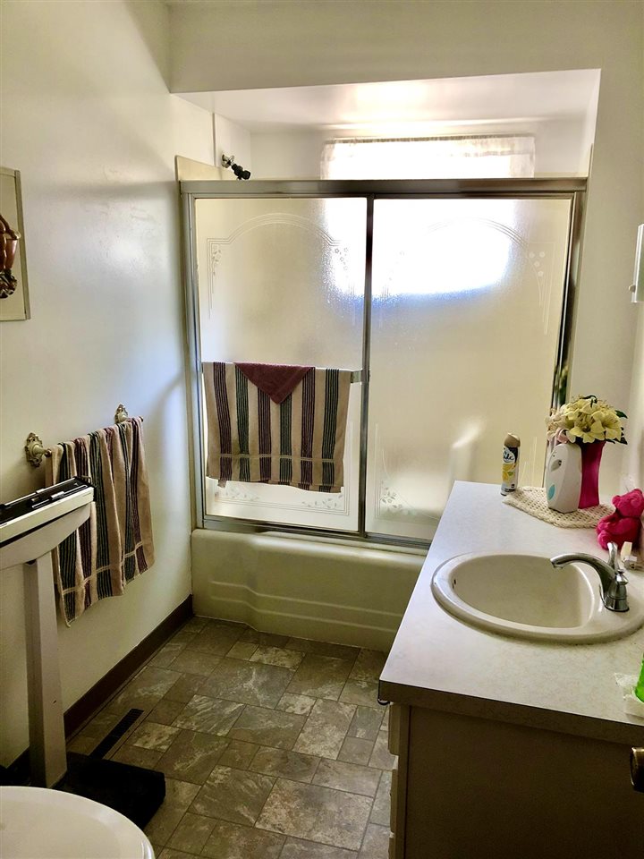 1120 25th Street Bay City, MI 48708 - Photo 11 of 17
