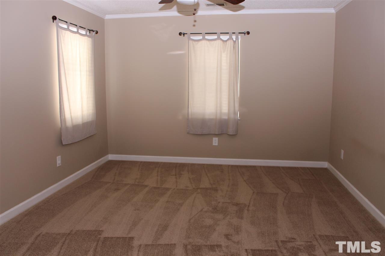 2105 Carthage Circle Raleigh, NC 27604 - Photo 13 of 24