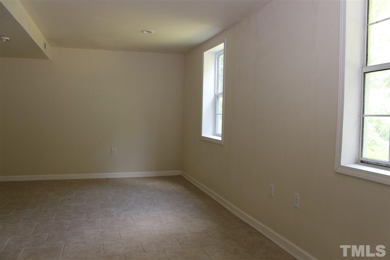 2105 Carthage Circle Raleigh, NC 27604 - Photo 21 of 24