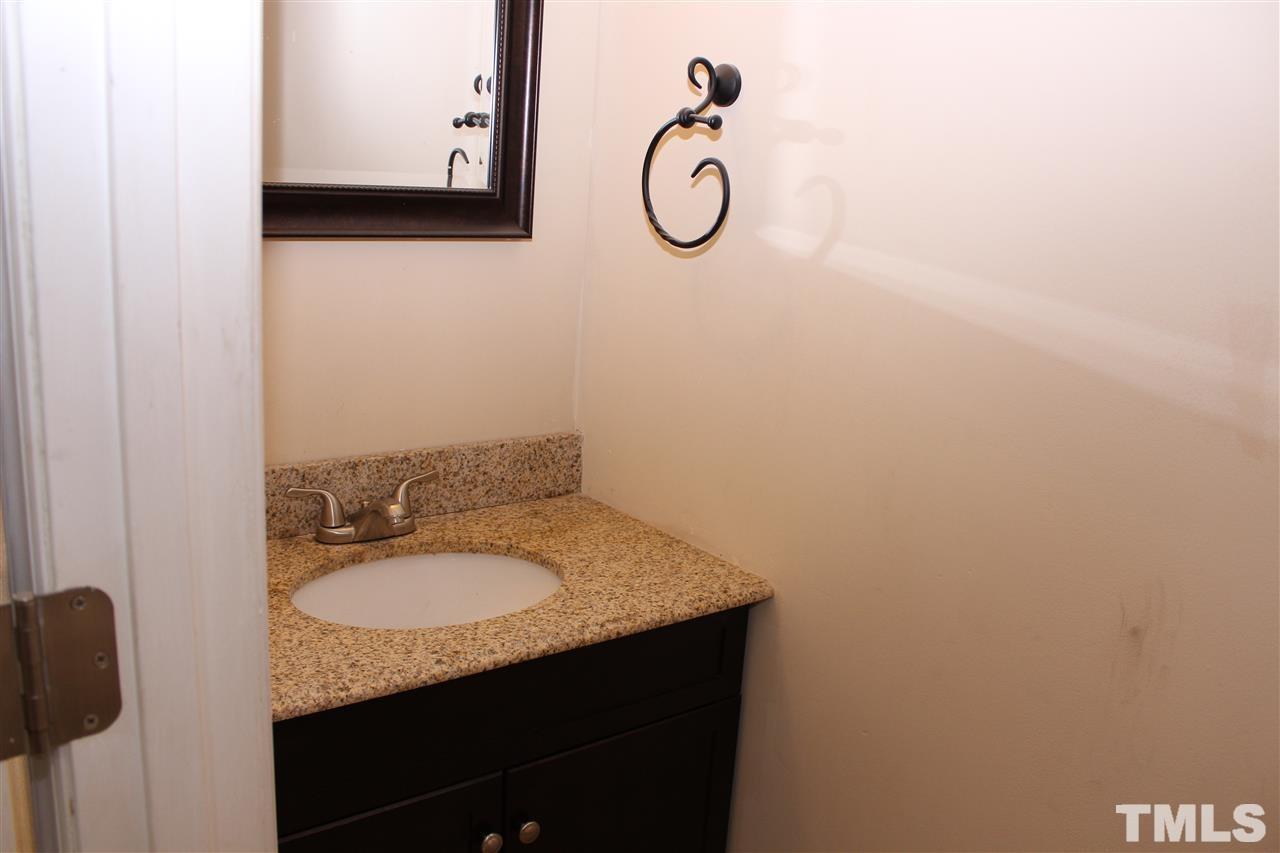 2105 Carthage Circle Raleigh, NC 27604 - Photo 9 of 24