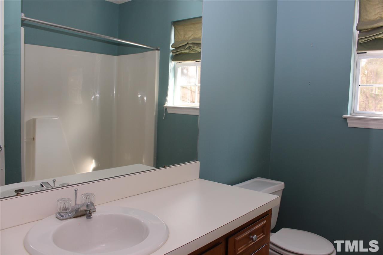 2105 Carthage Circle Raleigh, NC 27604 - Photo 10 of 24