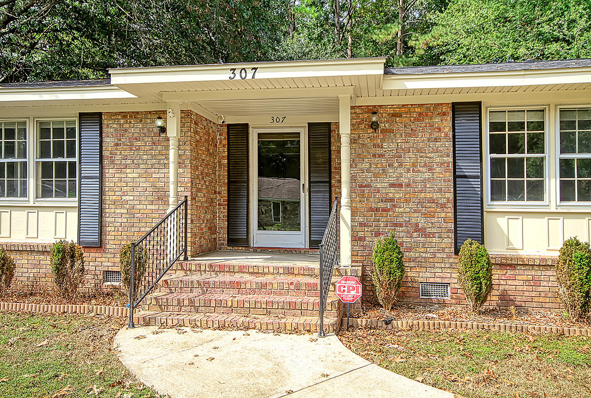 307 Heber Road Summerville, SC 29485 - Photo 3 of 31 CREM_307 Heber_004