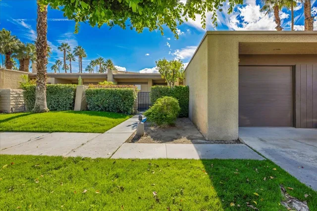 $560,000 | 1293 Tiffany Circle North, Palm Springs, CA 92262