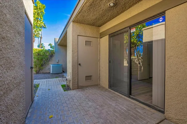 $560,000 | 1293 Tiffany Circle North, Palm Springs, CA 92262