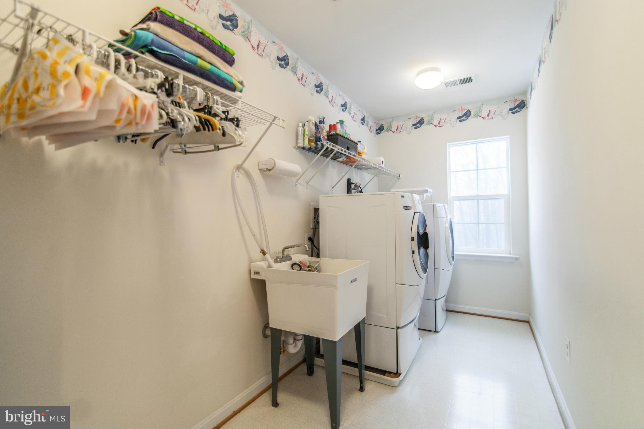 23122 Birch Mead Road Clarksburg, MD 20871 - Photo 20 of 30 Laundry