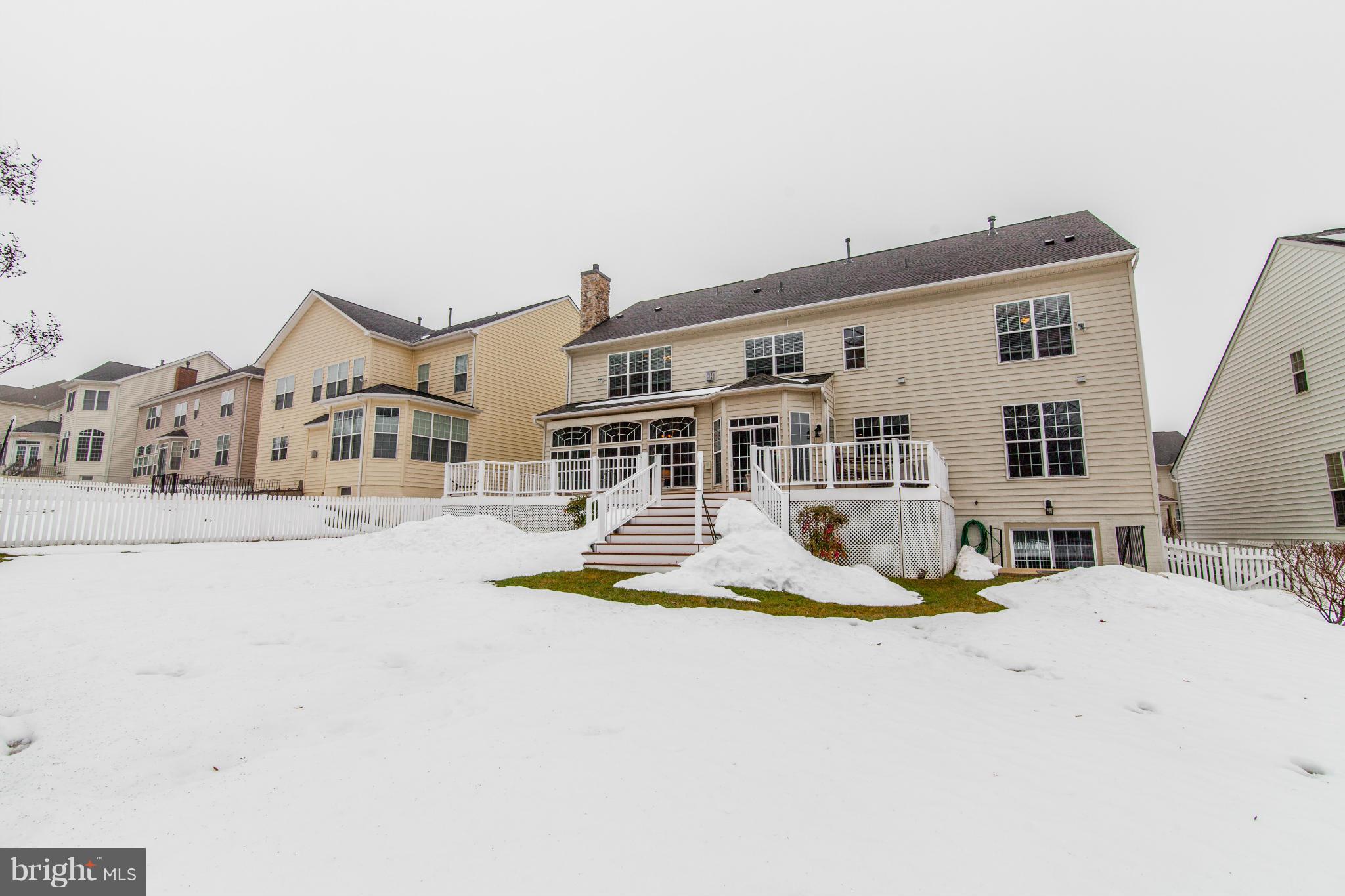 23122 Birch Mead Road Clarksburg, MD 20871 - Photo 25 of 30 Exterior (Rear)
