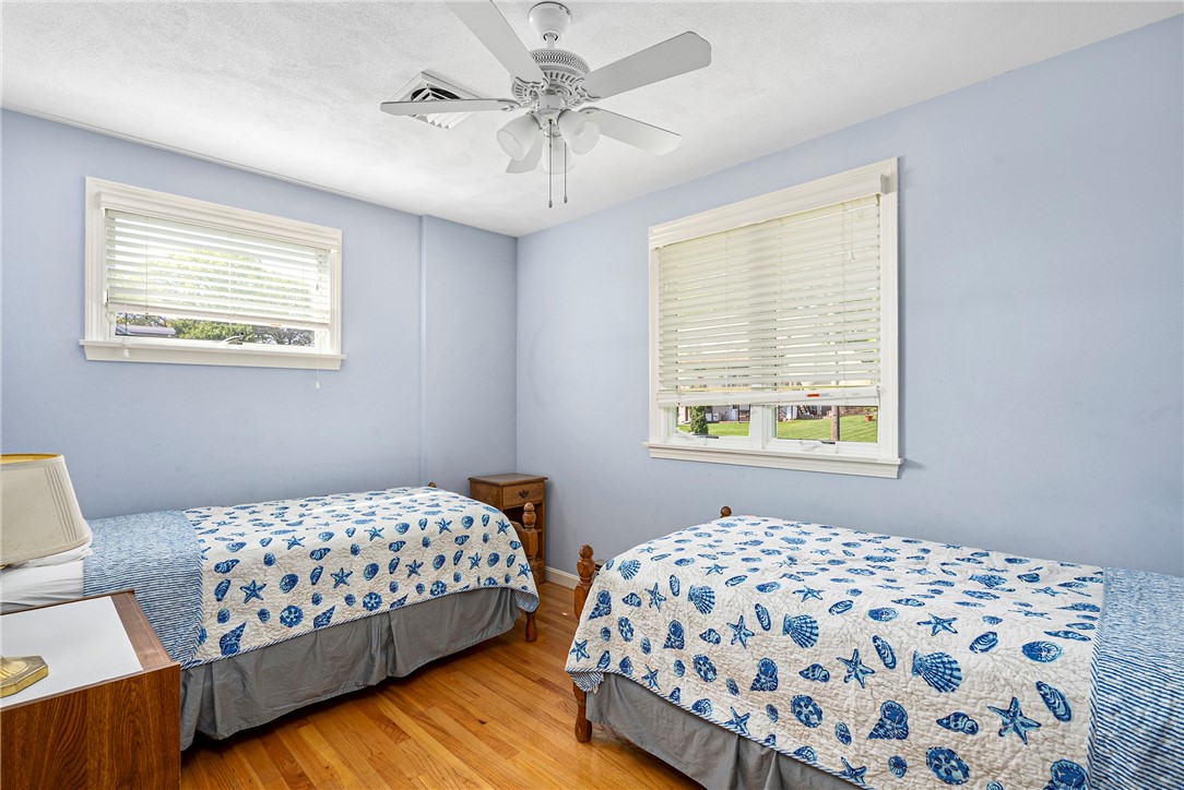 26 Riptide Drive North Kingstown, RI 02874 - Photo 16 of 38