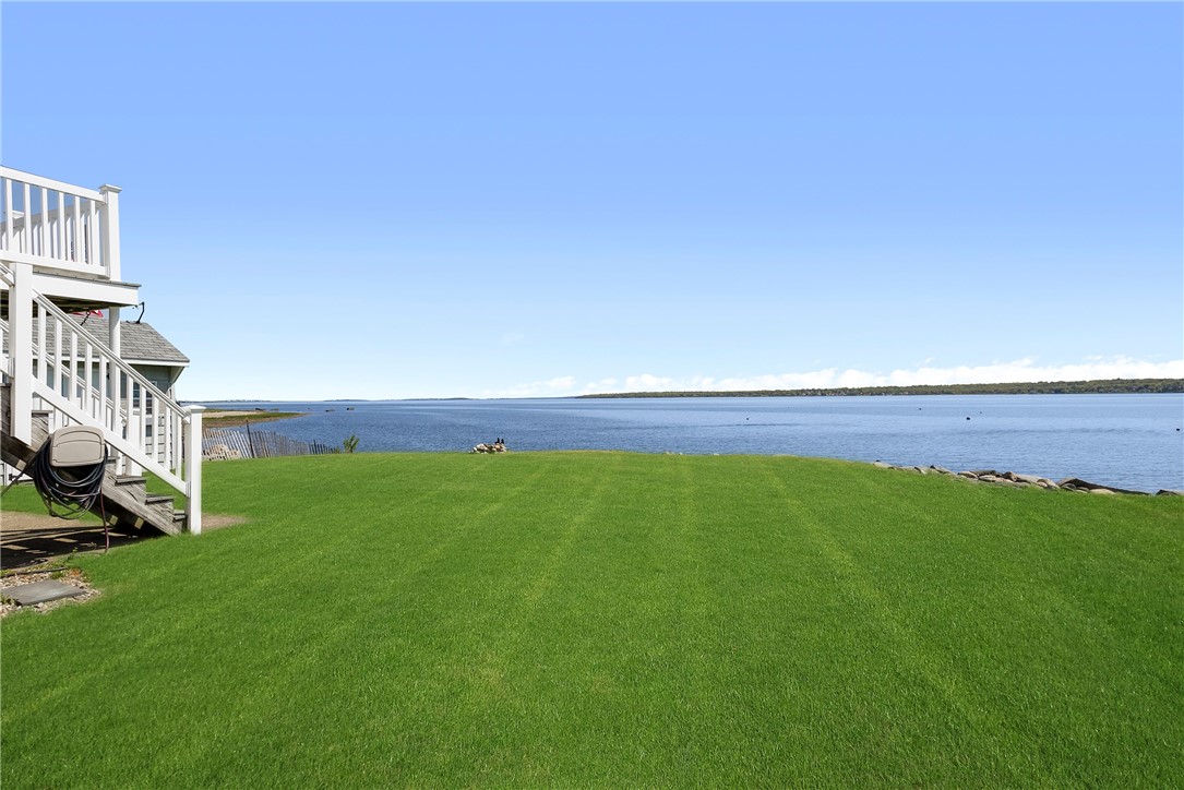 26 Riptide Drive North Kingstown, RI 02874 - Photo 23 of 38