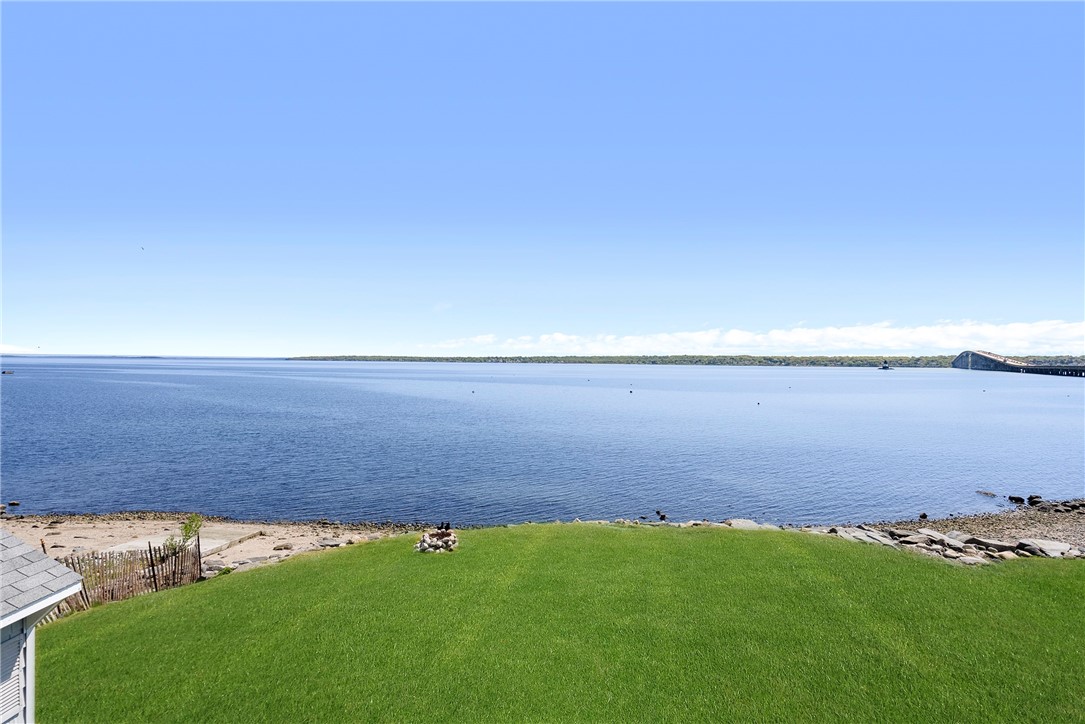 26 Riptide Drive North Kingstown, RI 02874 - Photo 29 of 38