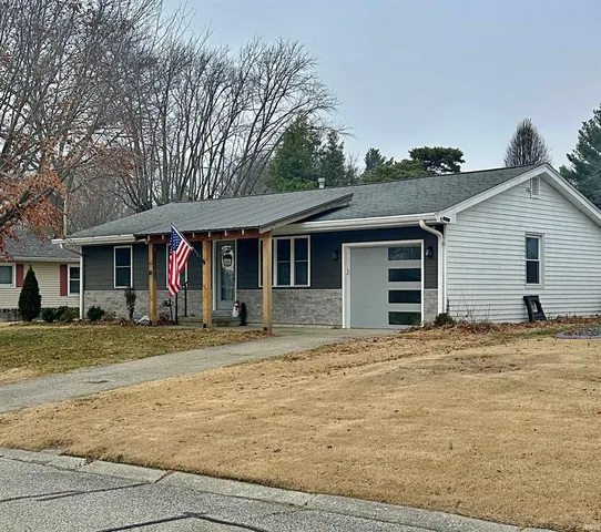 $260,000 | 18 Lynwood Drive, Washington, IN 47501