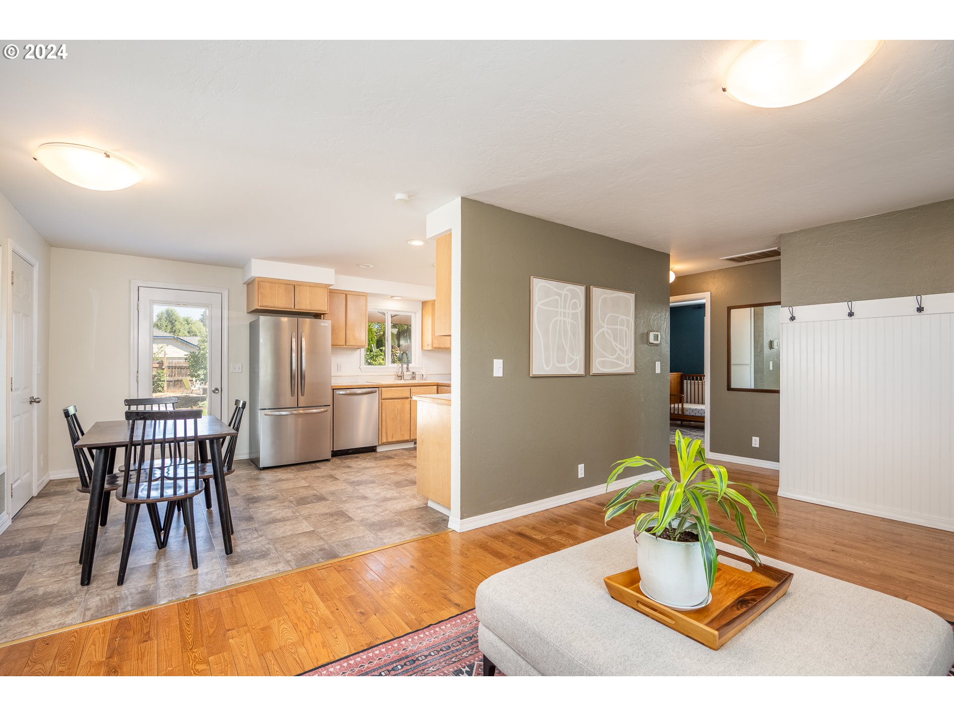 1039 4th Street Springfield, OR 97477 - Photo 6 of 24