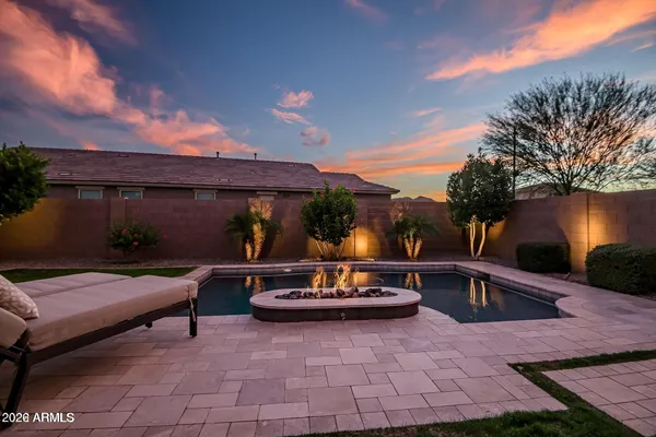 $3,595 | 517 Balao Drive, Phoenix, AZ 85085