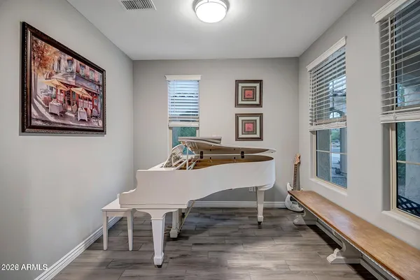 $3,595 | 517 Balao Drive, Phoenix, AZ 85085