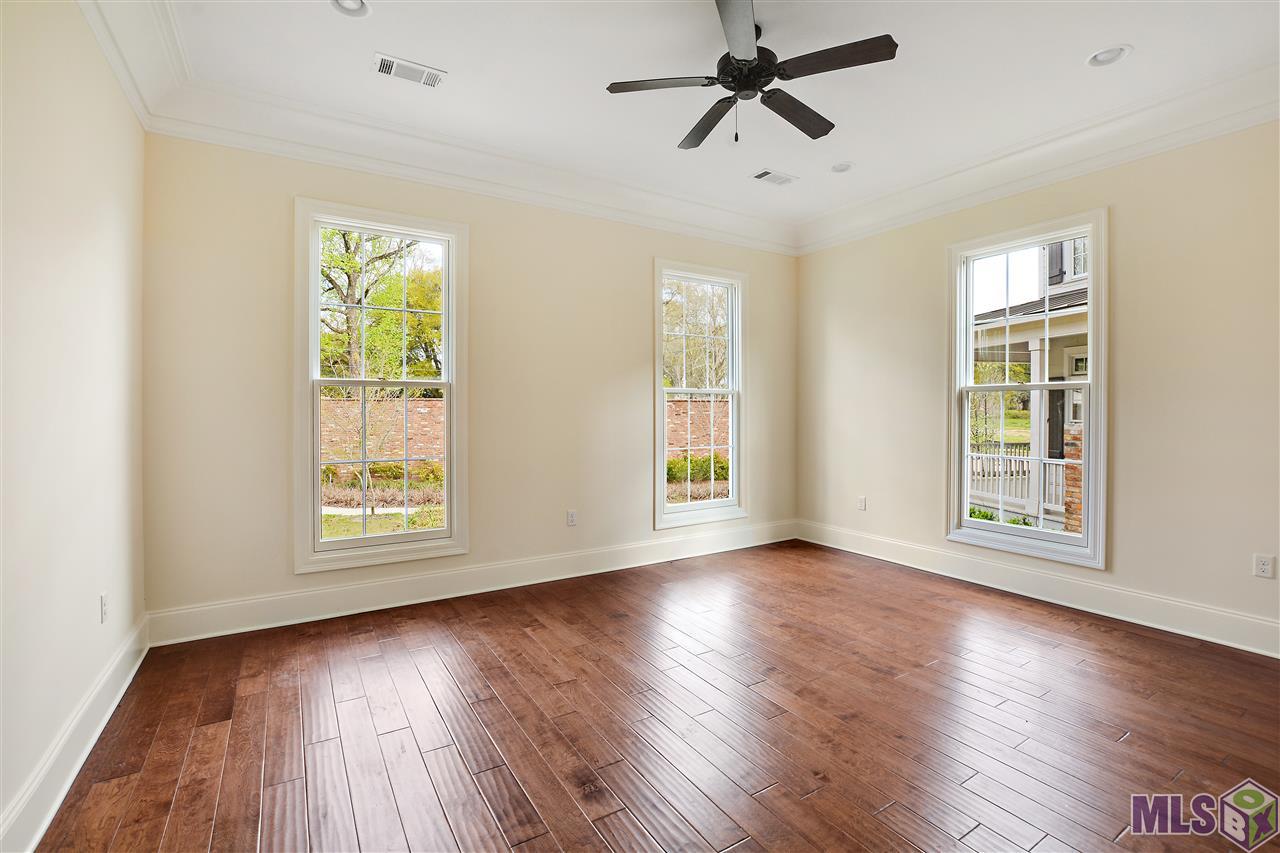 2039 Rue Venelle Baton Rouge, LA 70808 - Photo 15 of 28