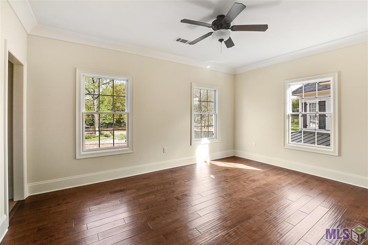 2039 Rue Venelle Baton Rouge, LA 70808 - Photo 17 of 28
