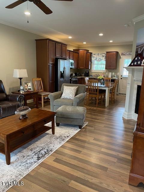 1900 Knob Creek Road, Unit 403 Johnson City, TN 37604 - Photo 2 of 6 IMG_2824